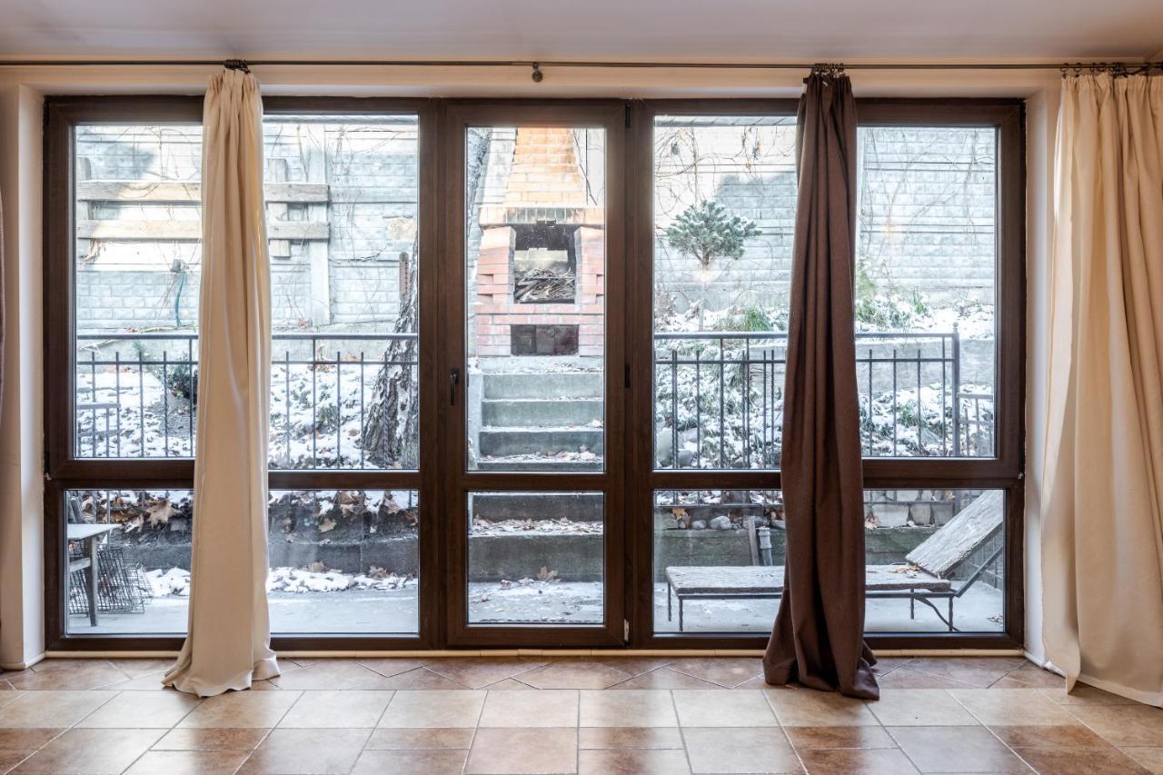 Mangal And Terrace In Center Apartment Lviv Exterior foto