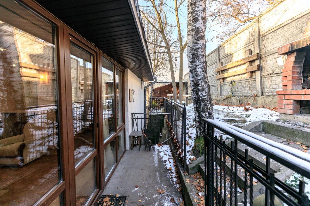 Mangal And Terrace In Center Apartment Lviv Exterior foto