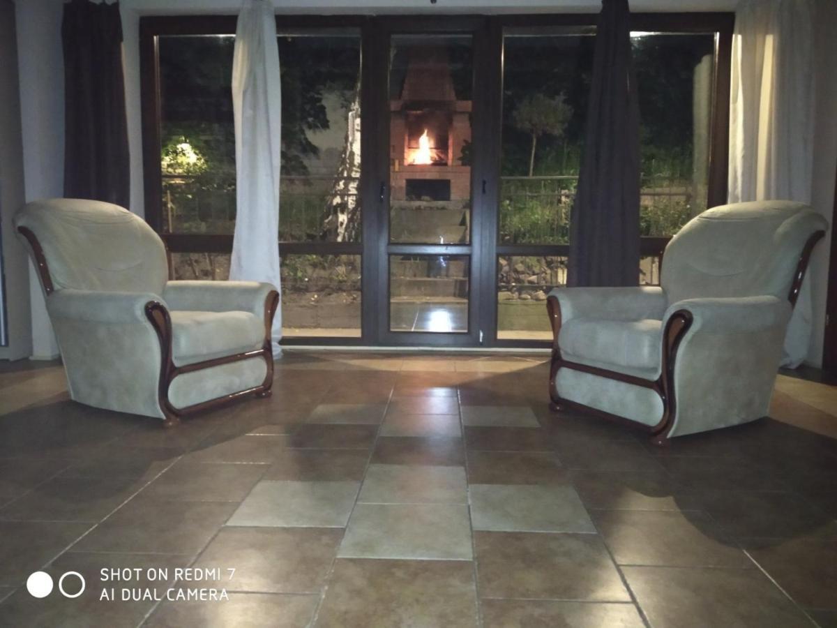 Mangal And Terrace In Center Apartment Lviv Exterior foto